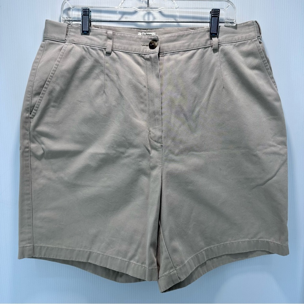 LL Bean Shorts Women’s 16 Reg Pleat Front Stretch Classic Beige Cotton Pockets